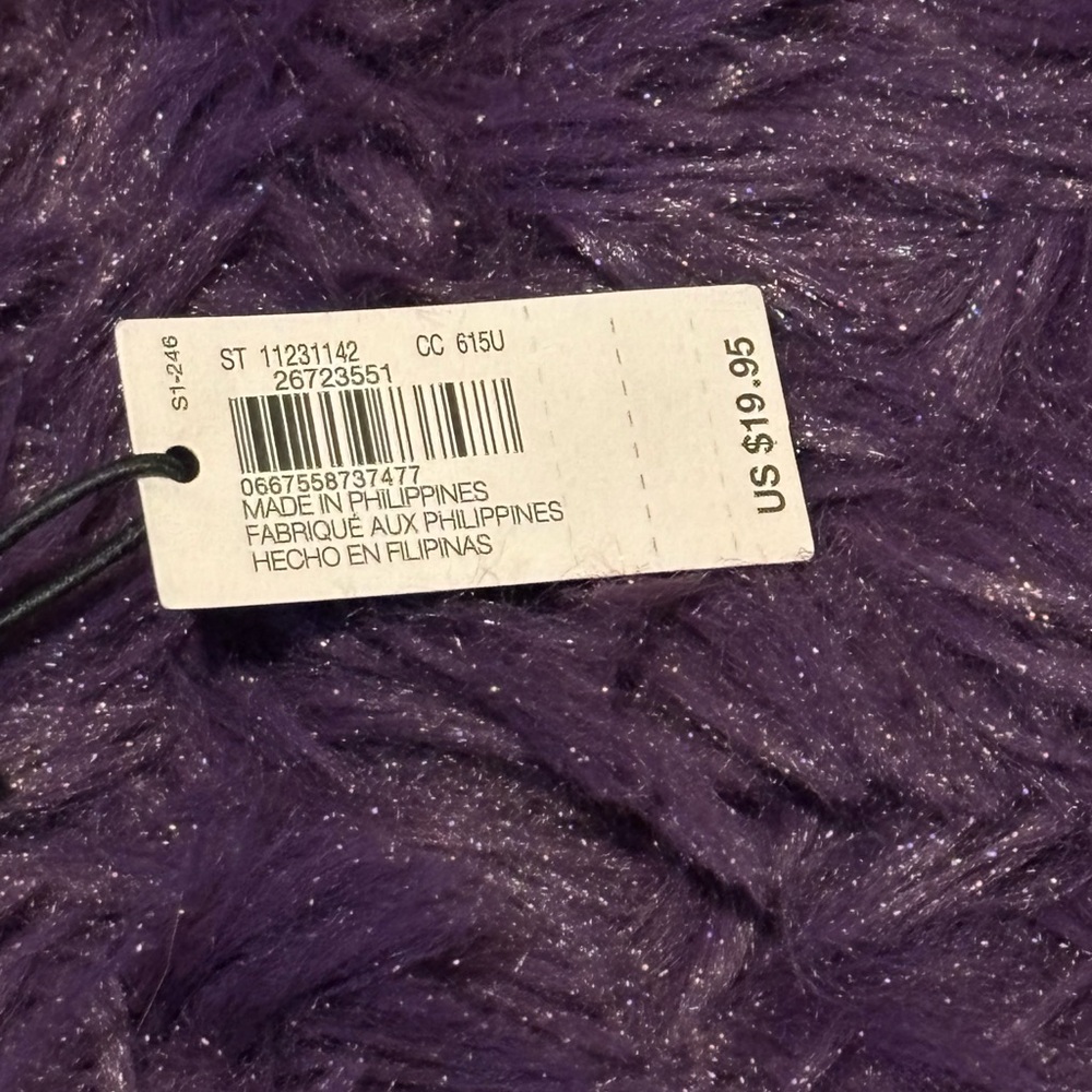 Victoria's Secret Strawberry Luggage tag NWT - Picture 3 of 3